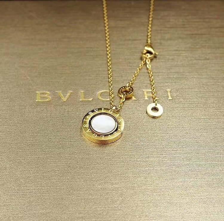 Bvlgari Necklaces 16